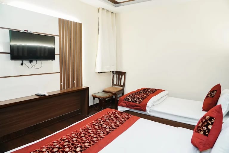 WhatsApp Image 2025-02-01 at 11.43.01 AM